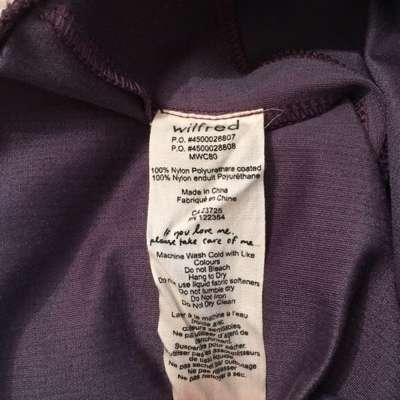 Wilfred Burgundy Vegan Leather Leggings - Large - Picture 8 of 8